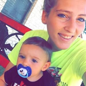 Meet your Posher, Michaela